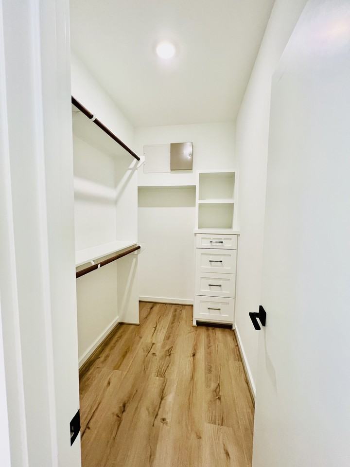 203 Danna Ln #D - Photo 7 of 10