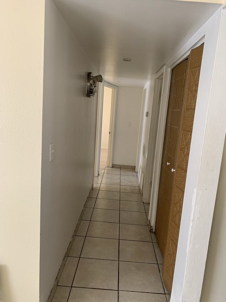 3030 W Ocotillo Rd #NA - Photo 3 of 9