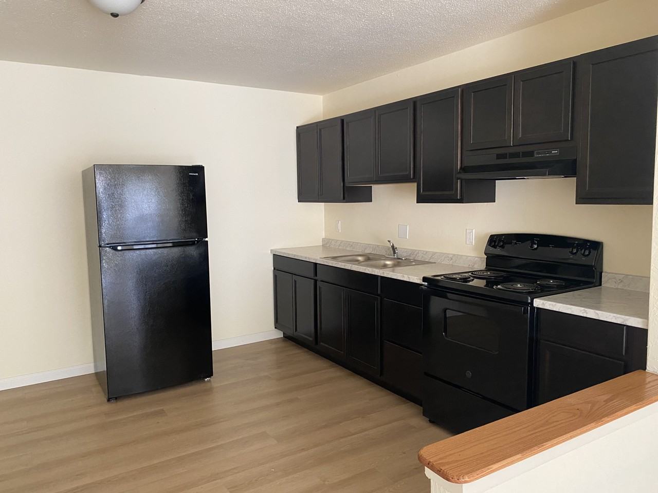 1516 Bertha Ln #E - Photo 4 of 4