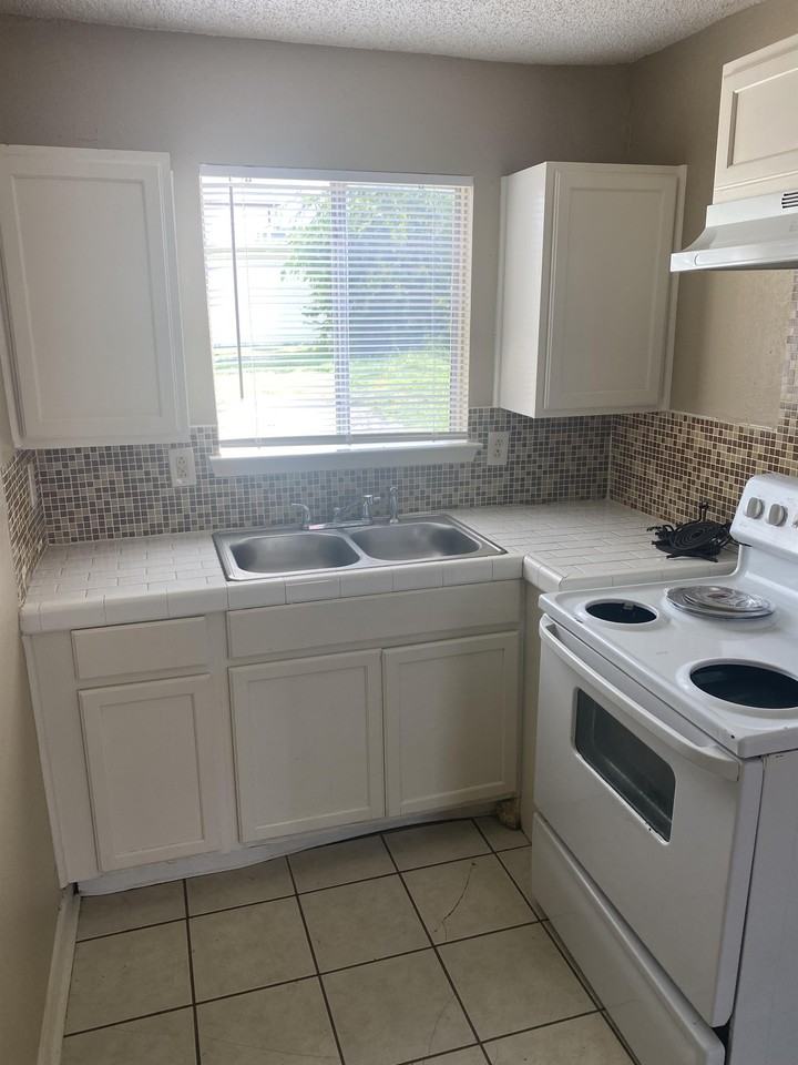 602 N 2nd St. - 4 B #4B - Photo 3 of 7