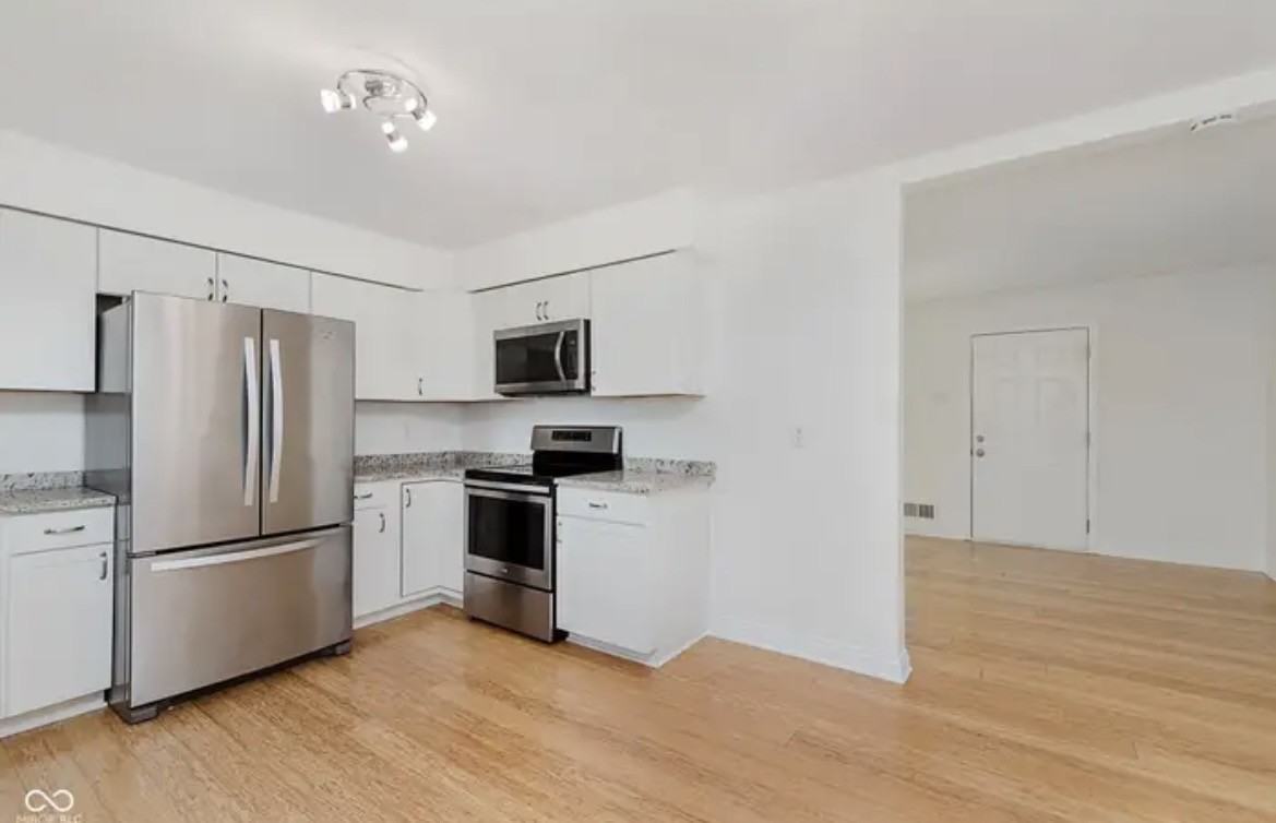 10409 Barmore Ave #NA - Photo 5 of 16