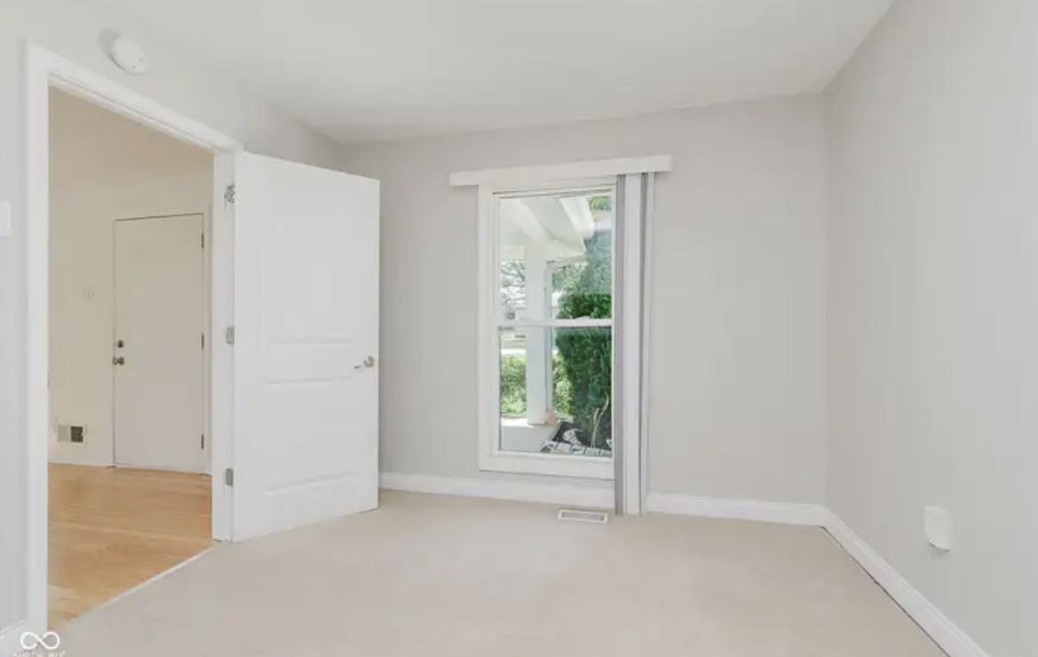 10409 Barmore Ave #NA - Photo 6 of 16