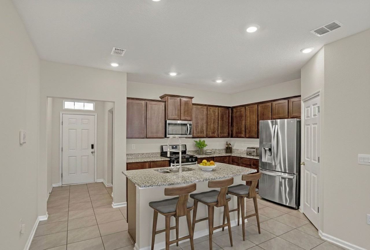 443 Coastline Way - Photo 2 of 28