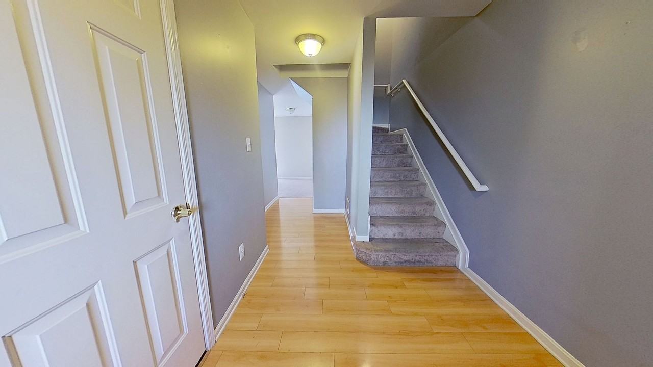 4077 Majestic Ct - Photo 4 of 15