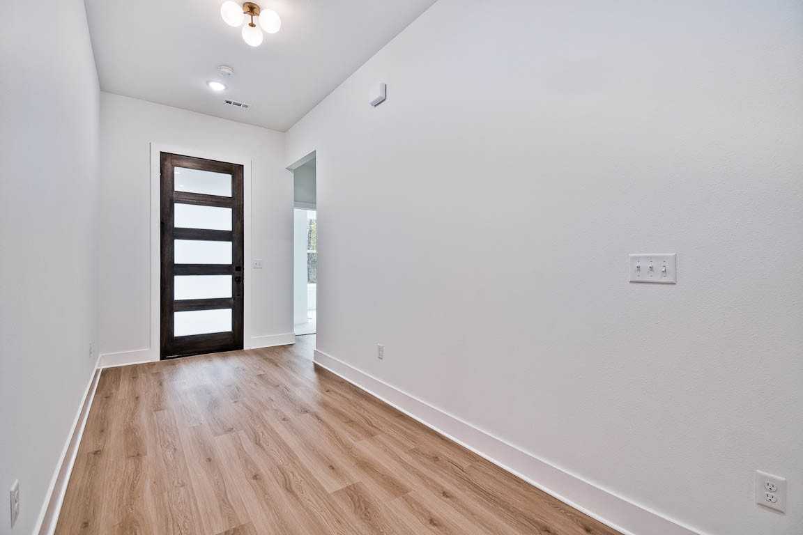 1 Hemel Ln #1 - Photo 2 of 20