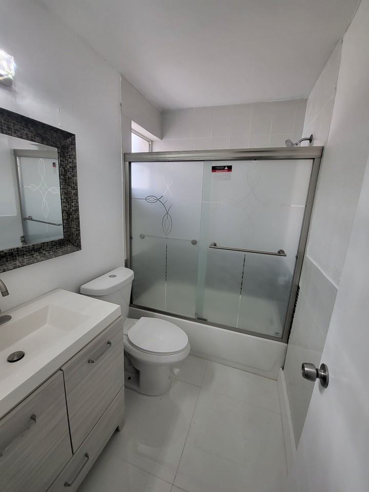 8139 Sw 209th St #8139 - Photo 6 of 18