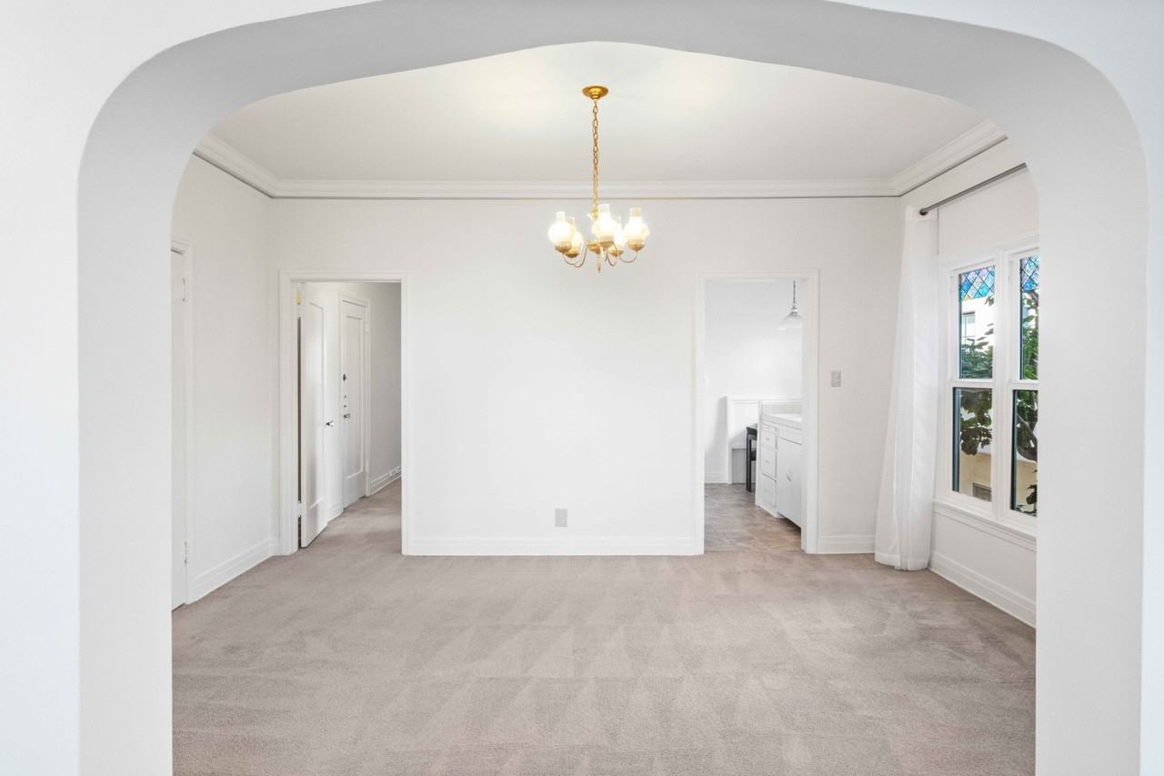 645 S Detroit St #645 - Photo 7 of 35