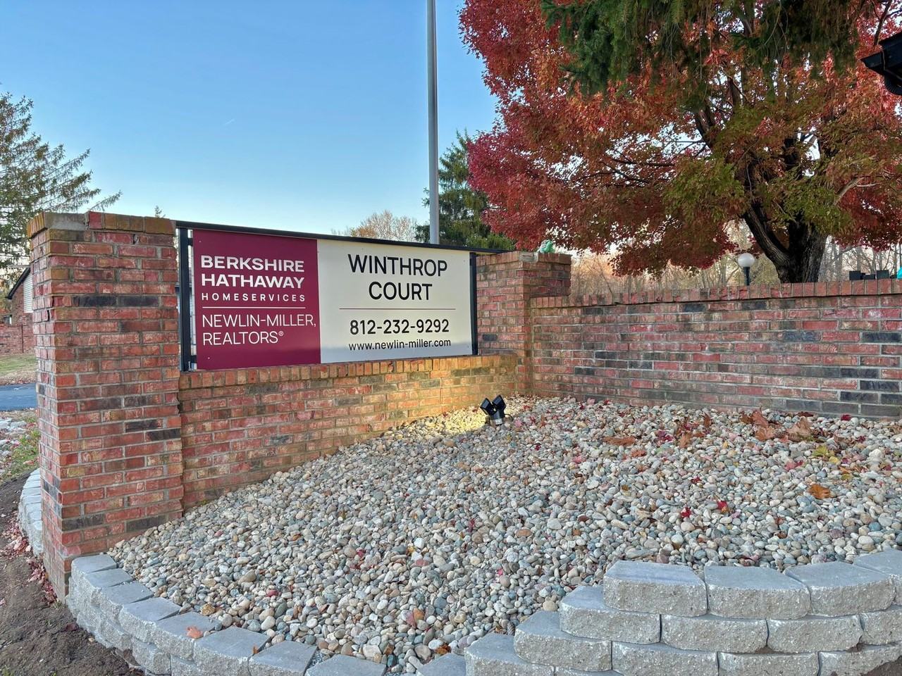 Winthrop Court - Photo 2 of 2