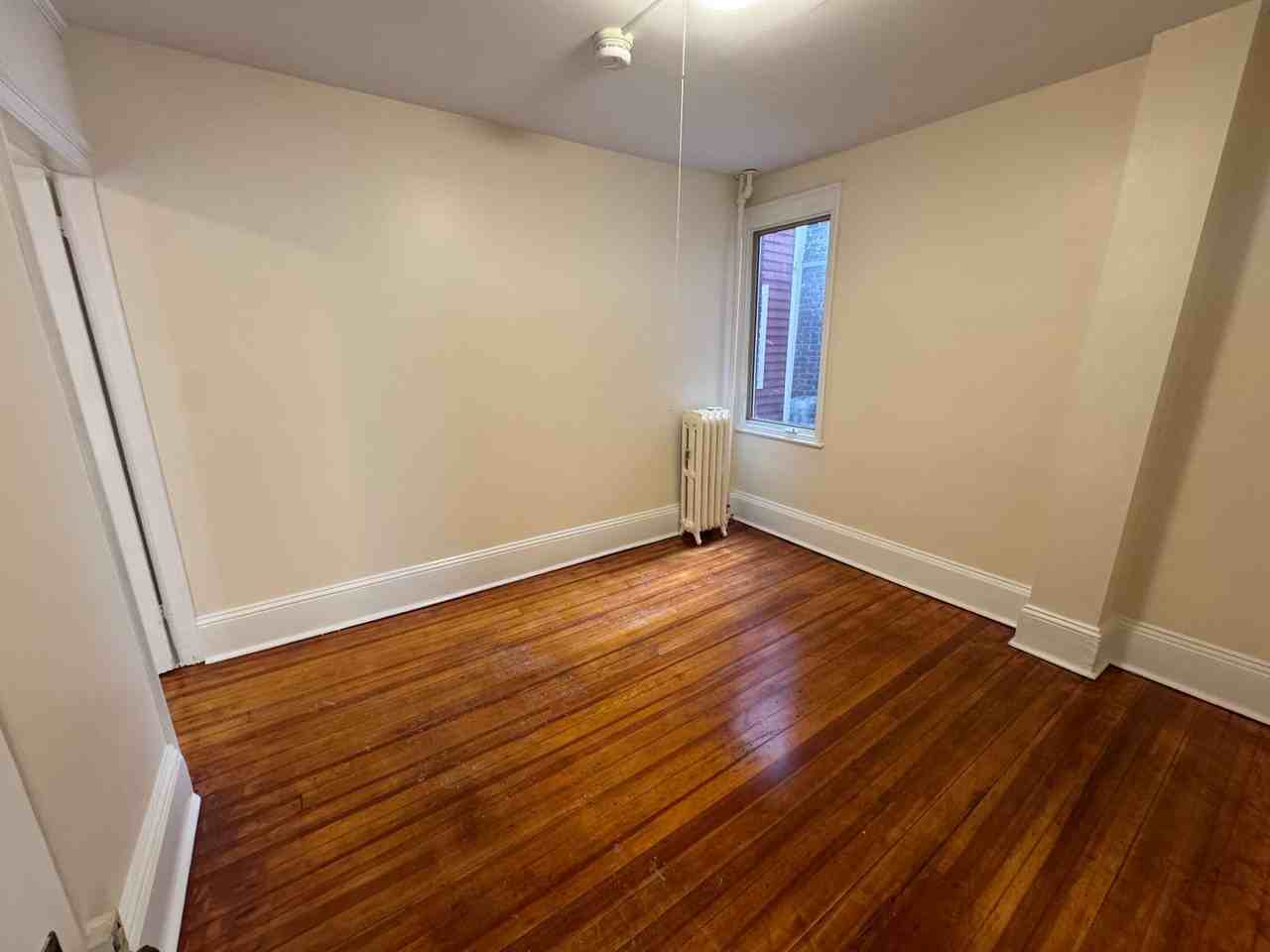 2 Valley St - Photo 6 of 10