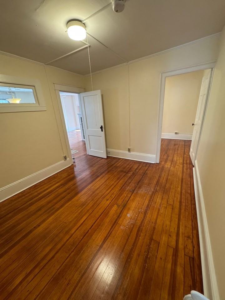 2 Valley St - Photo 7 of 10