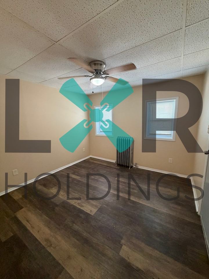 506 Market St #1 - Photo 3 of 8