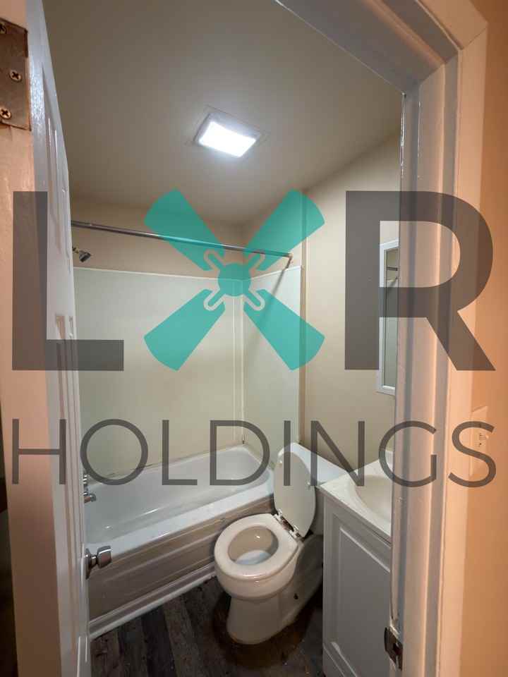 506 Market St #1 - Photo 6 of 8