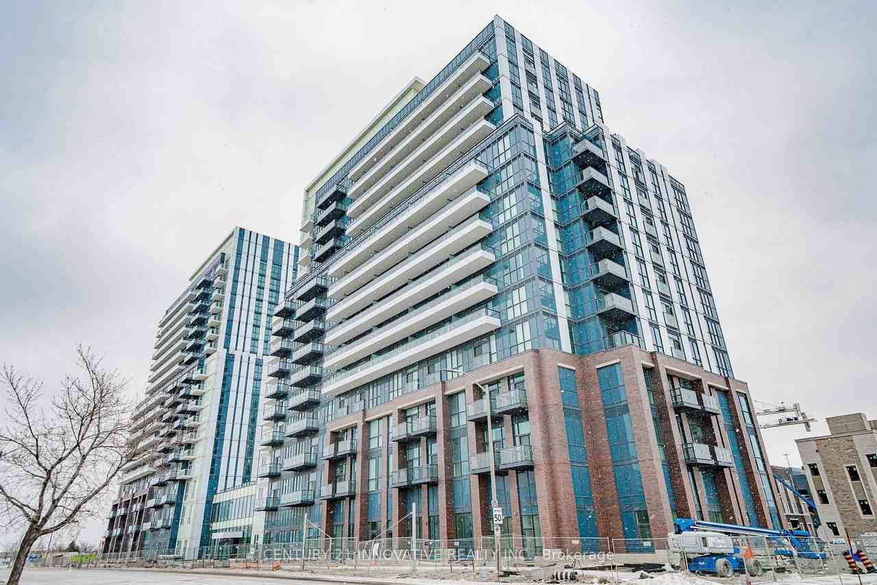 10 Honeycrisp Crescent #902