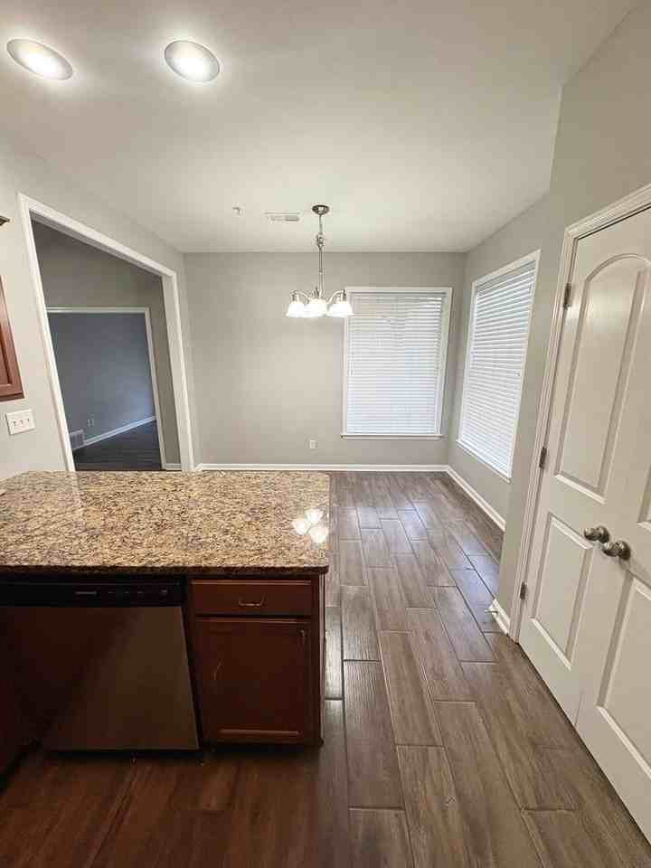 8811 Glen Xing - Photo 3 of 19