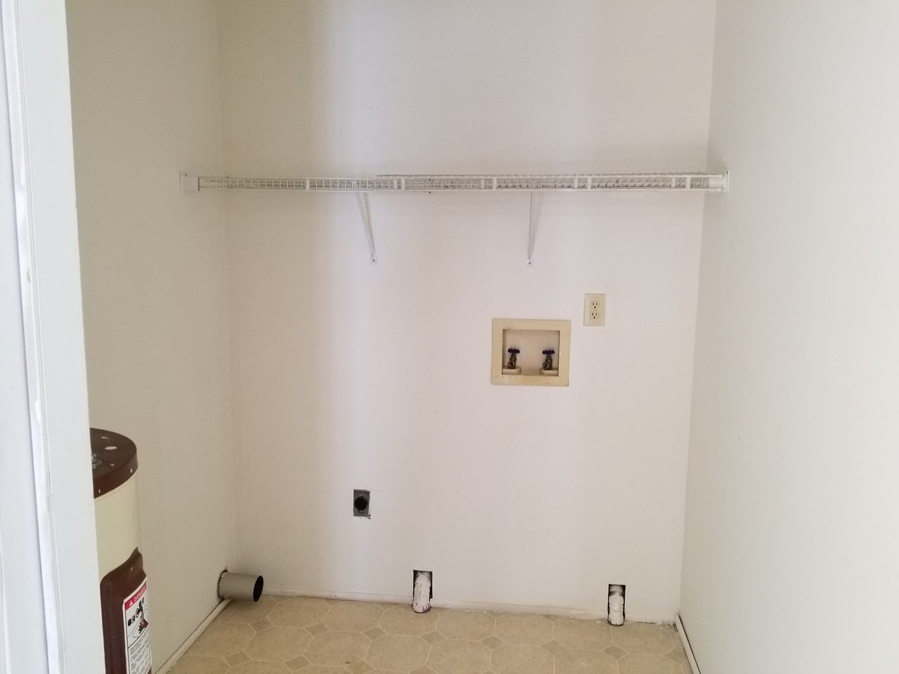 33 Colt Ct #G - Photo 7 of 17