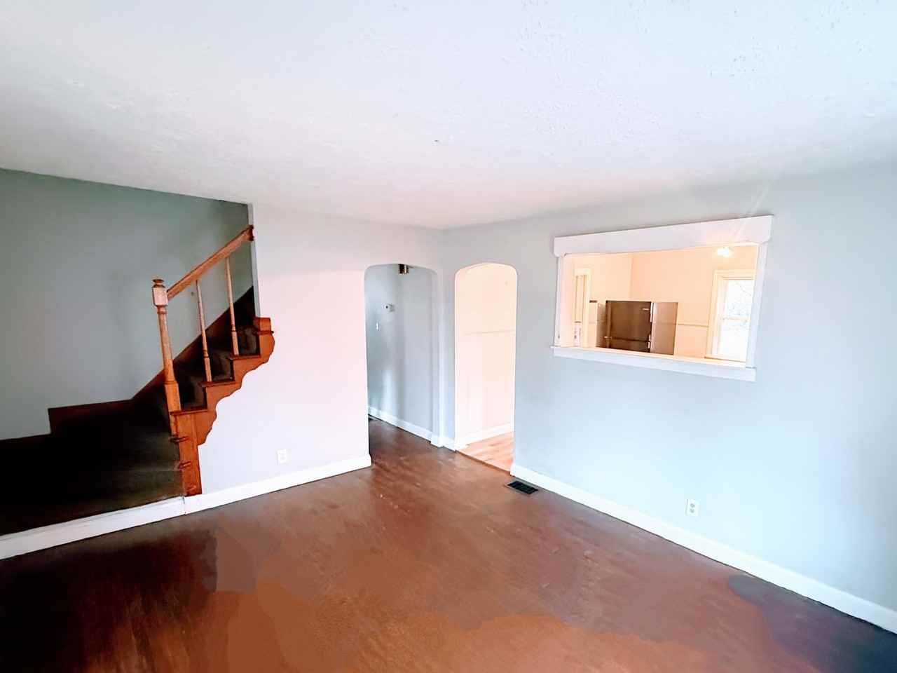 1125 Loretta St - Photo 2 of 25