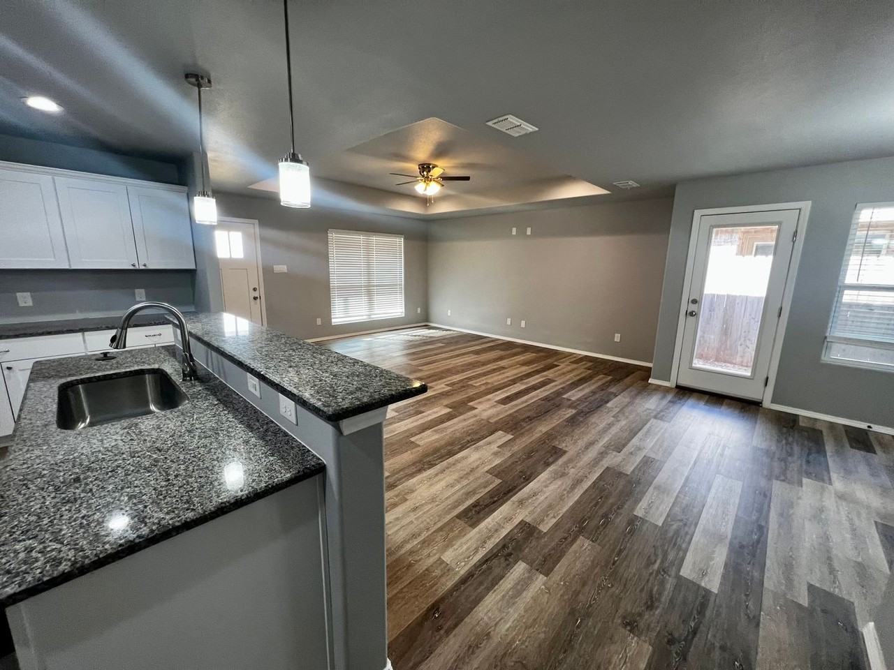 8426 11th St - Photo 3 of 14