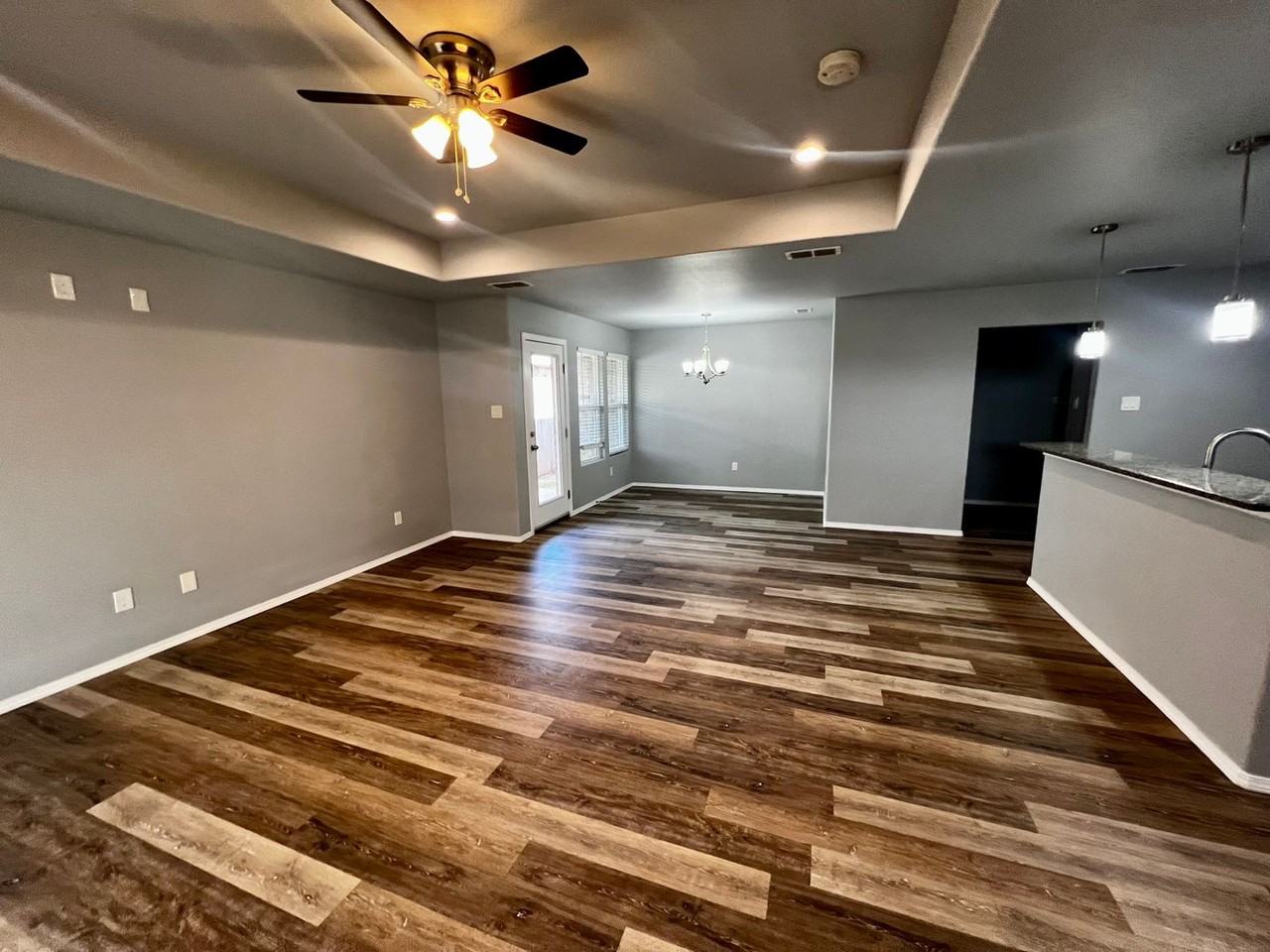 8426 11th St - Photo 5 of 14