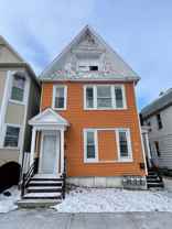 918-920 W Windlake Ave. (4 Unit) - Photo 1 of 1