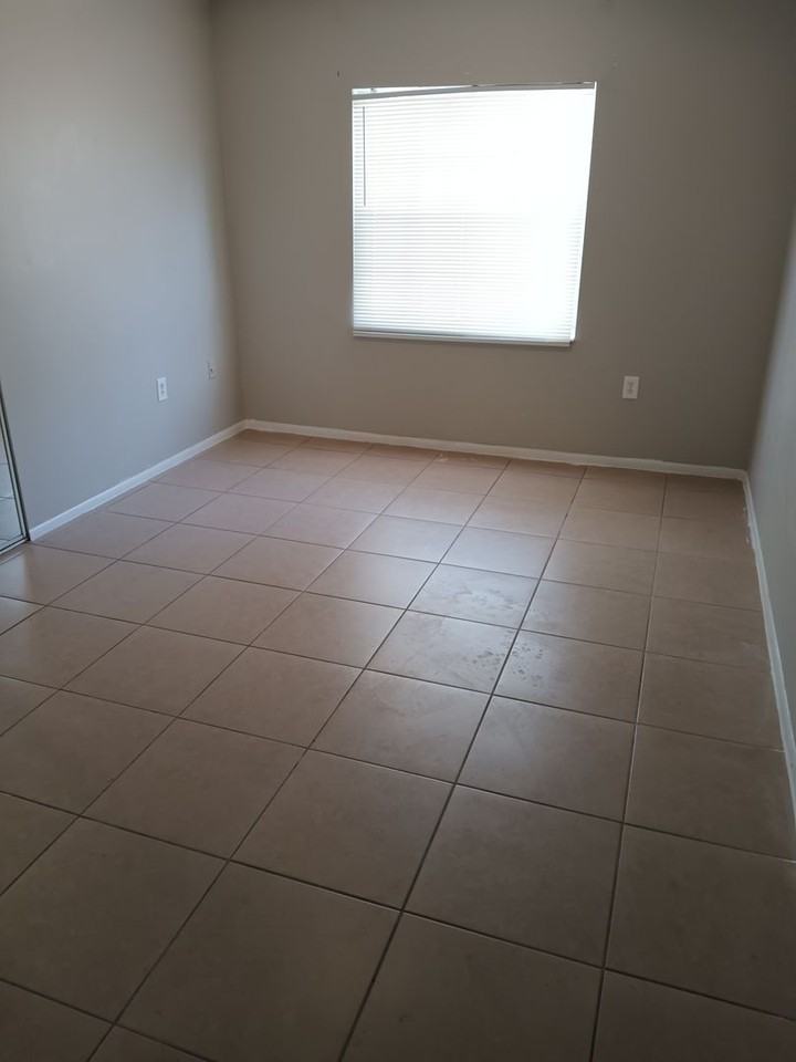 1428 Holden Ave #C - Photo 3 of 9