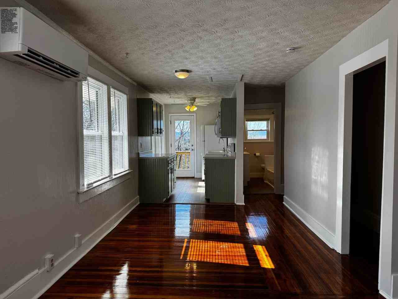 51 Onteora Blvd - Photo 7 of 41