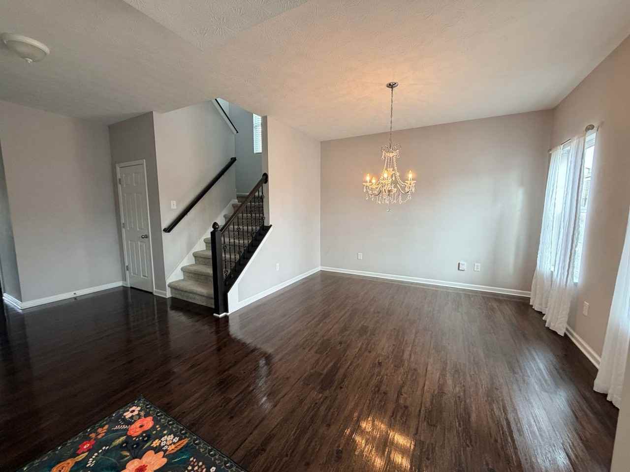 1618 Woodside Cir - Photo 3 of 40