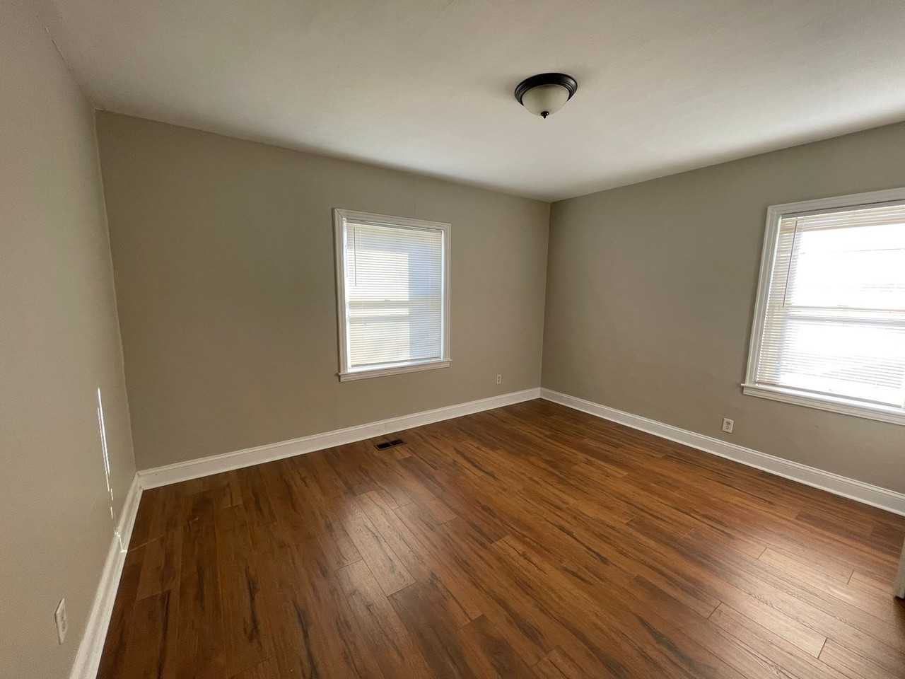 3109 Boright Dr - Photo 6 of 7