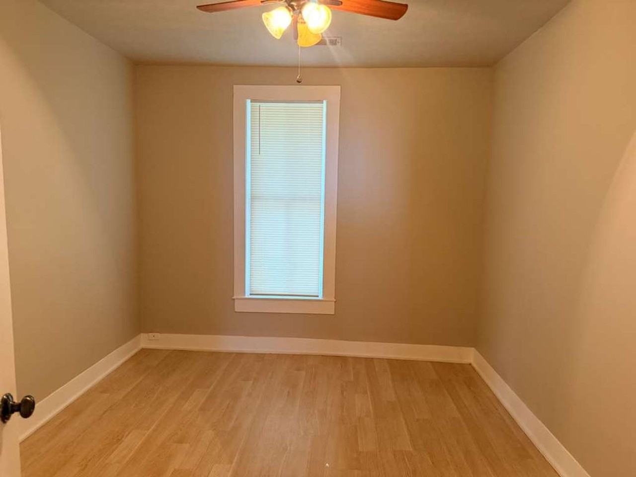 150 Pecan St - Photo 2 of 10