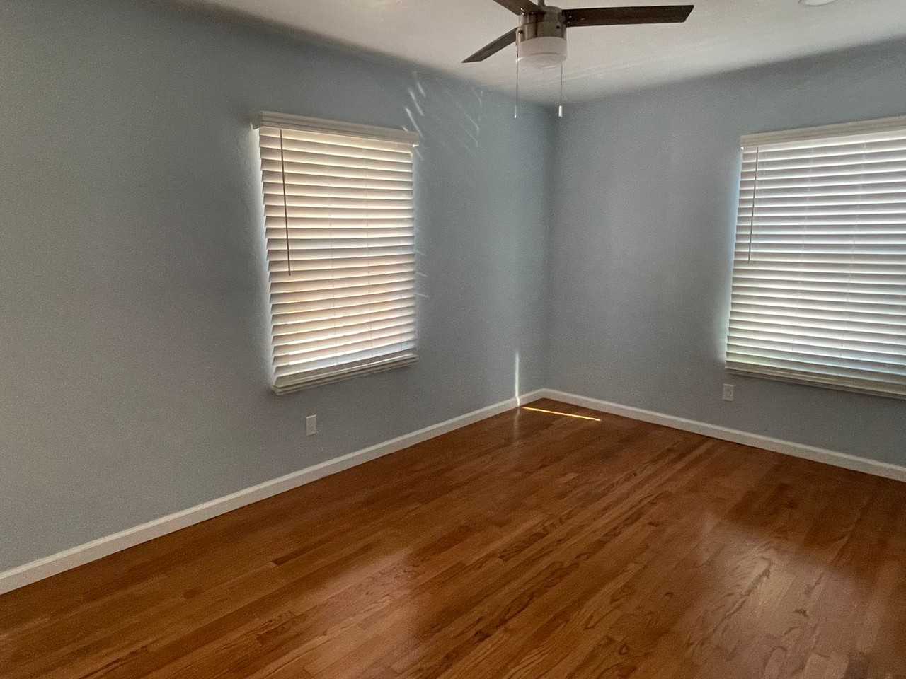 4491 49th St - Photo 6 of 14