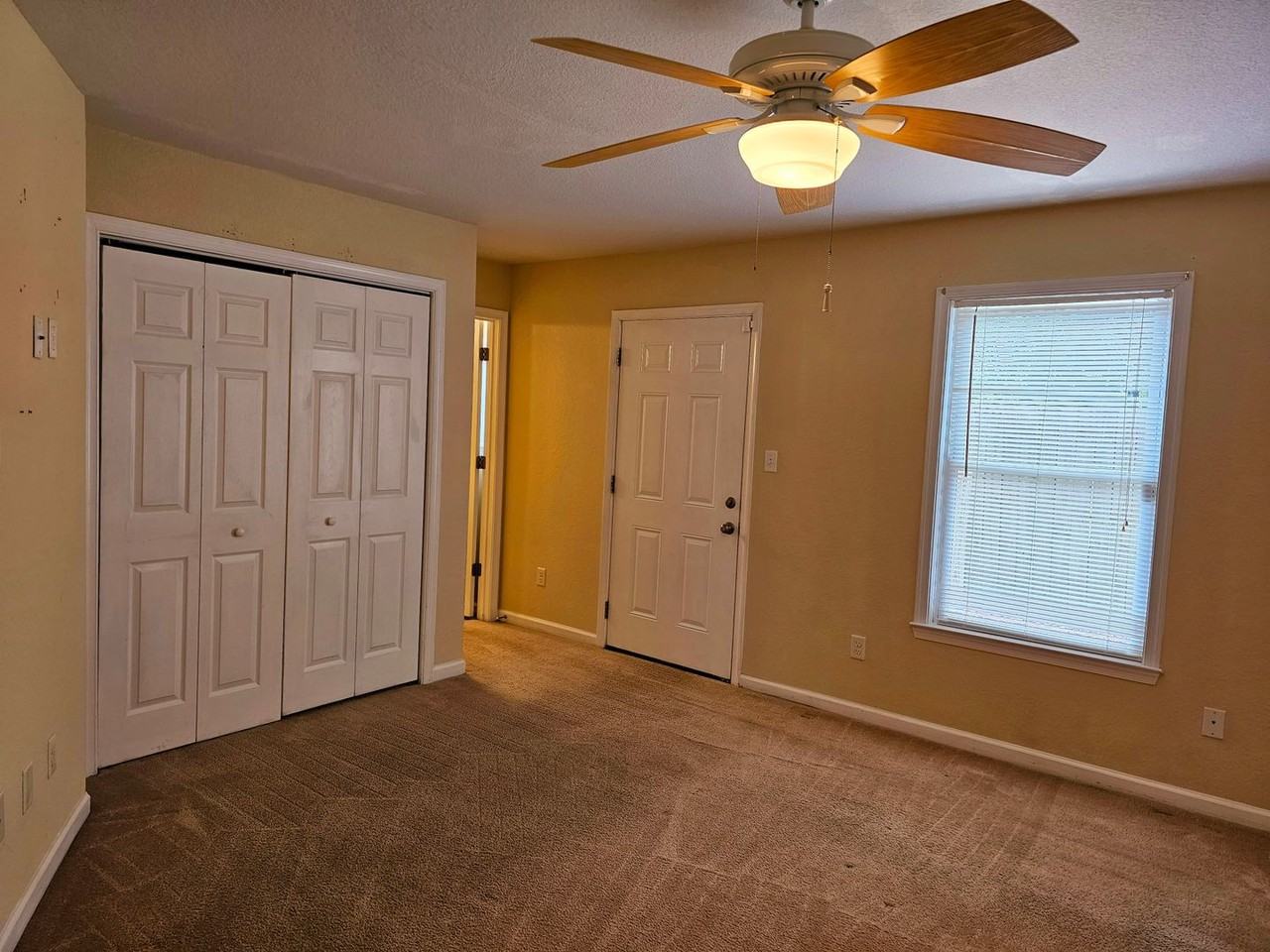 135 S Comanche Cluster - Photo 3 of 20