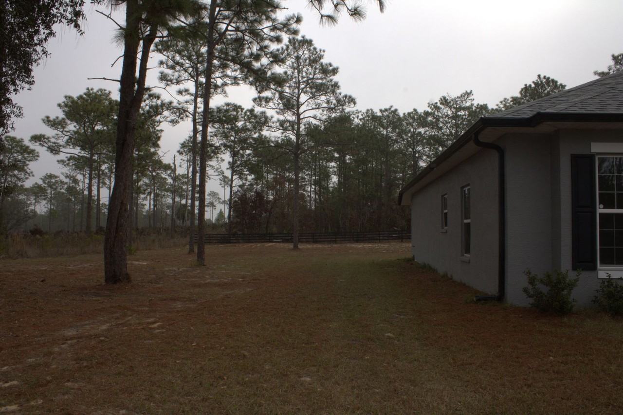 16480 Medley Rd - Photo 4 of 40