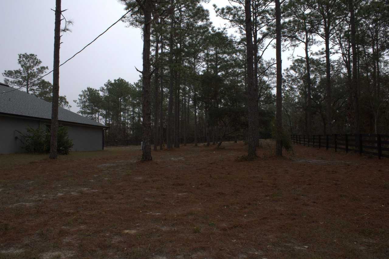 16480 Medley Rd - Photo 5 of 40