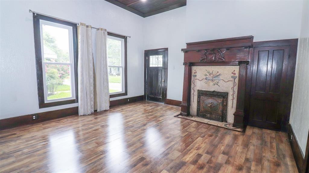 435 Lexington Ave #1 - Photo 5 of 12