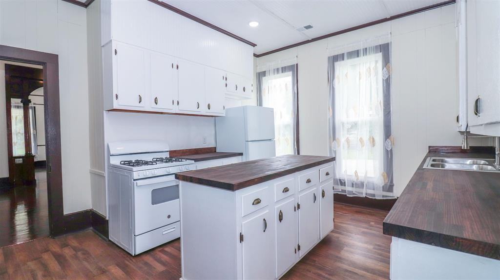 435 Lexington Ave #1 - Photo 6 of 12