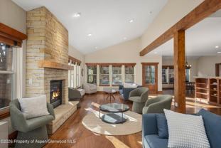 225 Juniper Ct - Photo 1 of 1