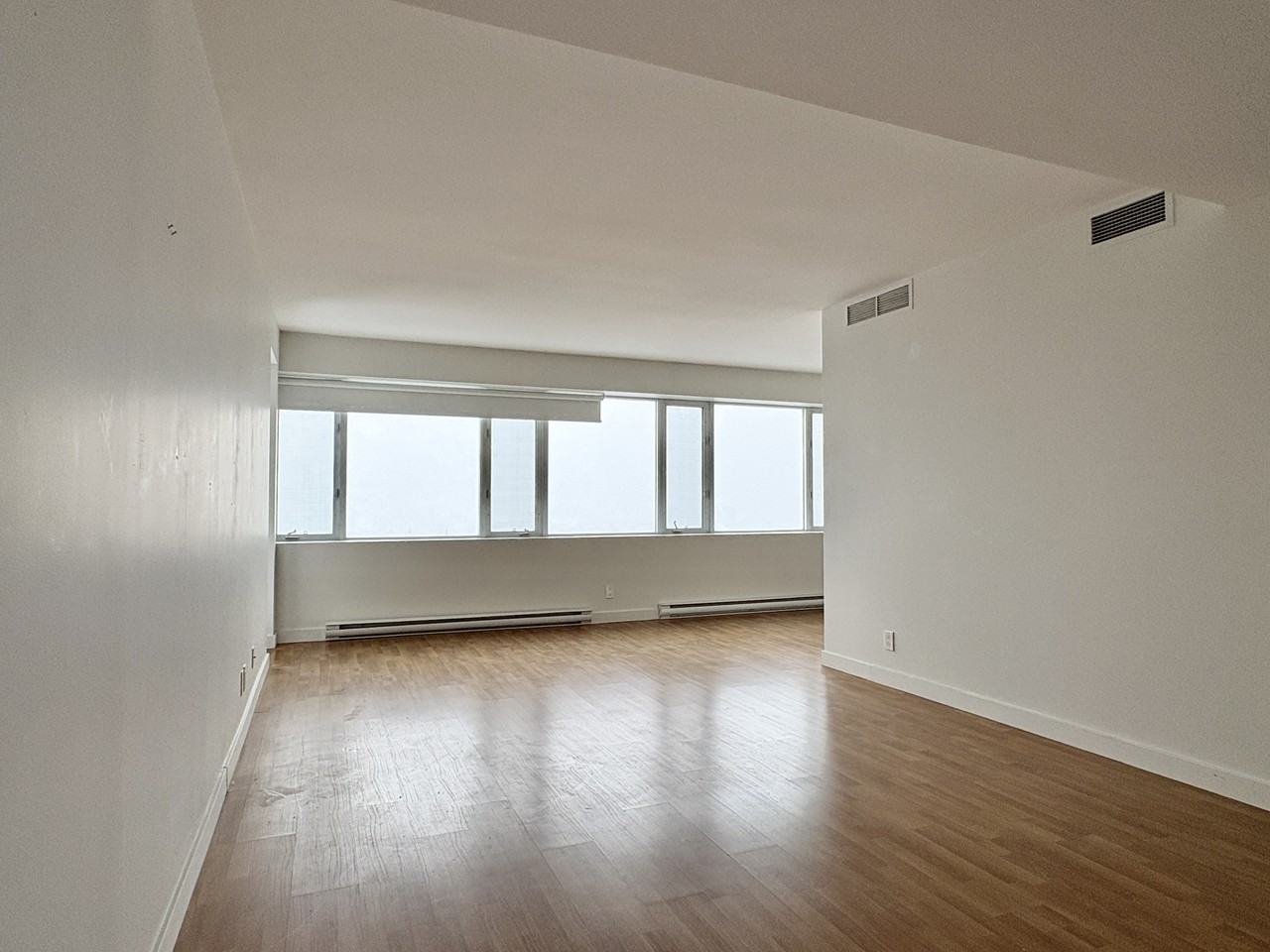 4850 Chemin de la Côte Saint Luc #101 - Photo 3 of 13