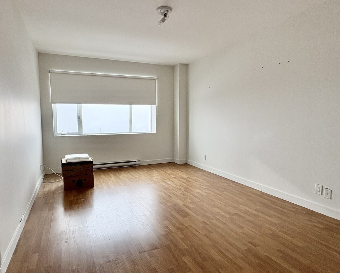 4850 Chemin de la Côte Saint Luc #101 - Photo 7 of 13