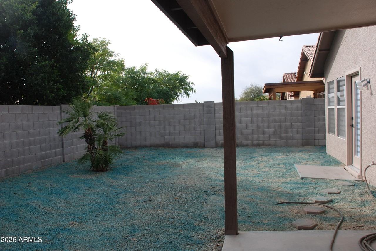 249 W Grovers Ave - Photo 5 of 35