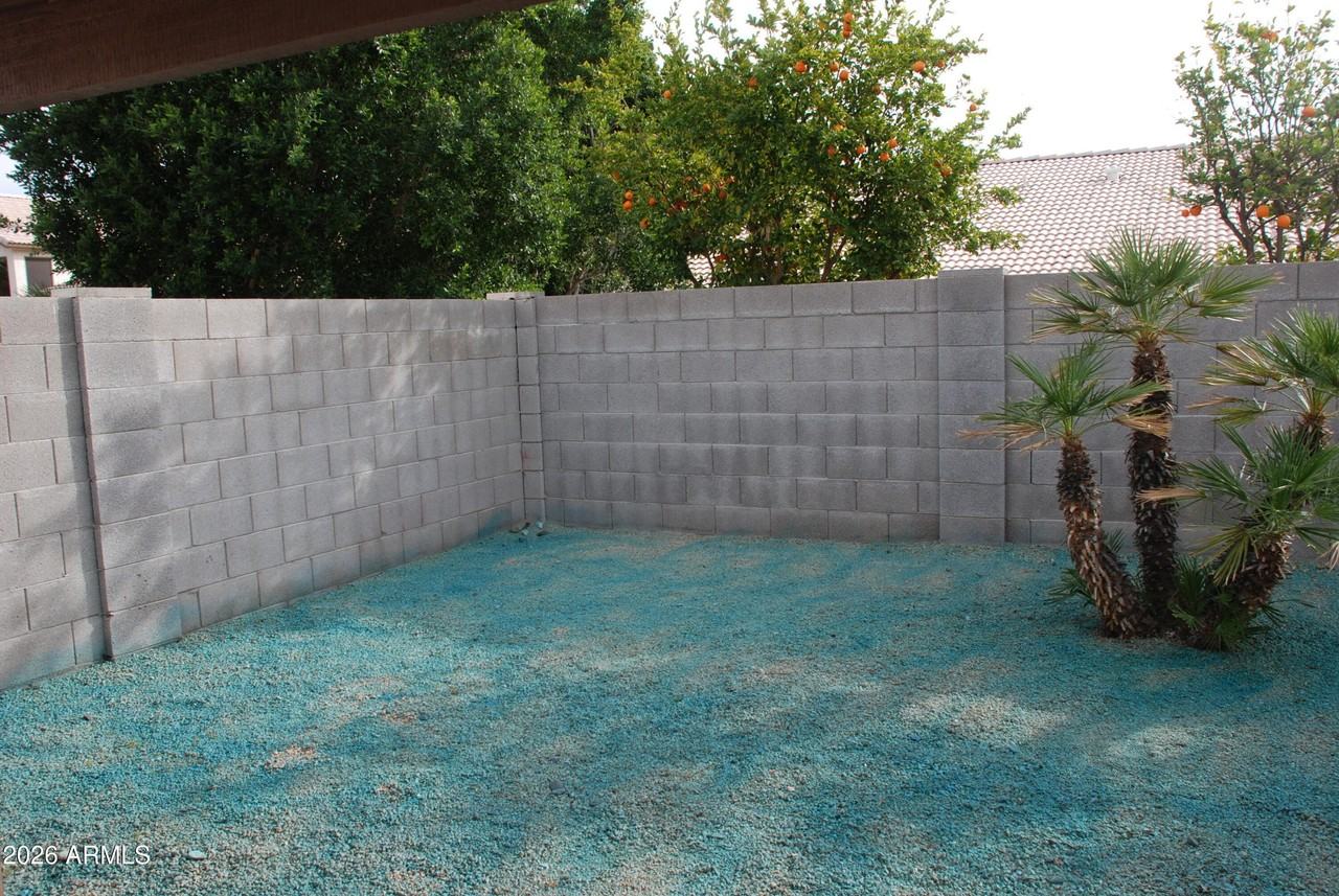 249 W Grovers Ave - Photo 6 of 35