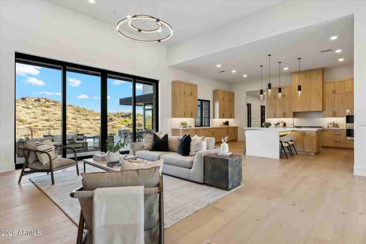 15609 E Palatial Dr - Photo 6 of 27