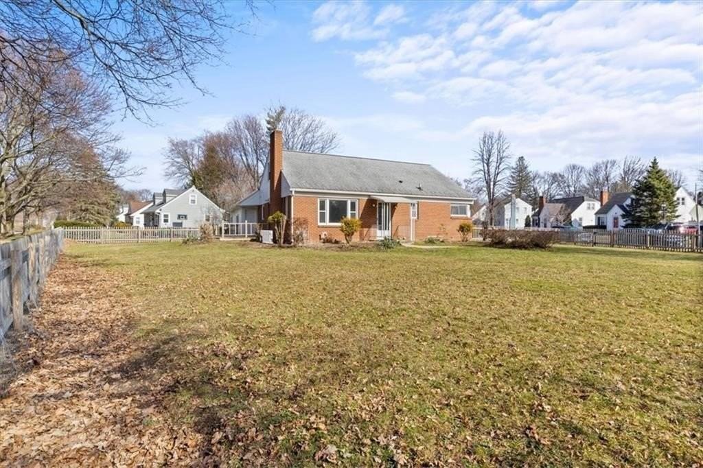 45 Marsden Rd - Photo 2 of 30