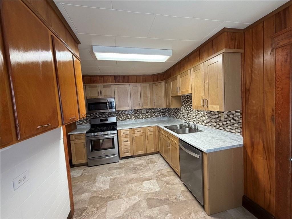 8008 Route 549 - Photo 7 of 42