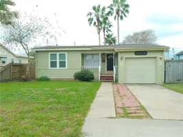 featured image of 3425 Monterrey St
