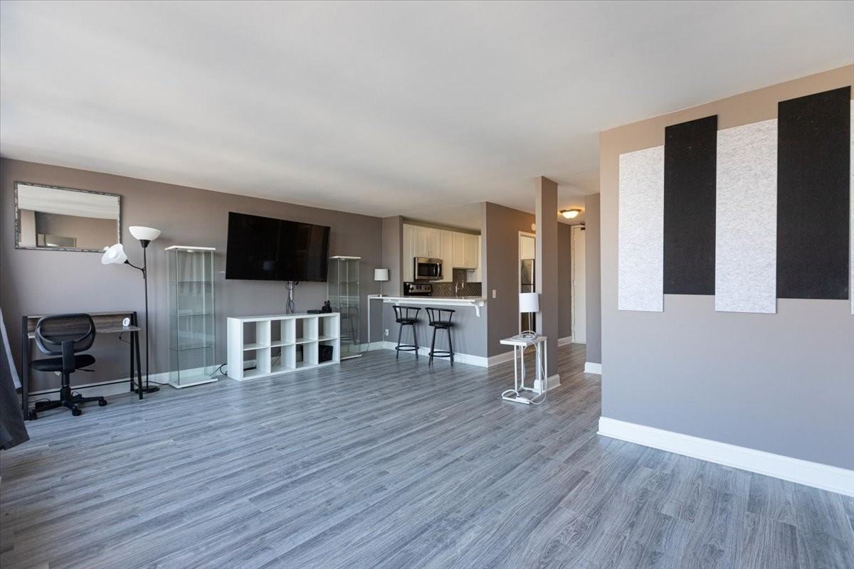 5445 N Sheridan Rd #1905 - Photo 7 of 11