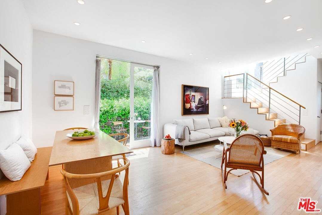 757 1/2 Milwood Ave - Photo 3 of 45