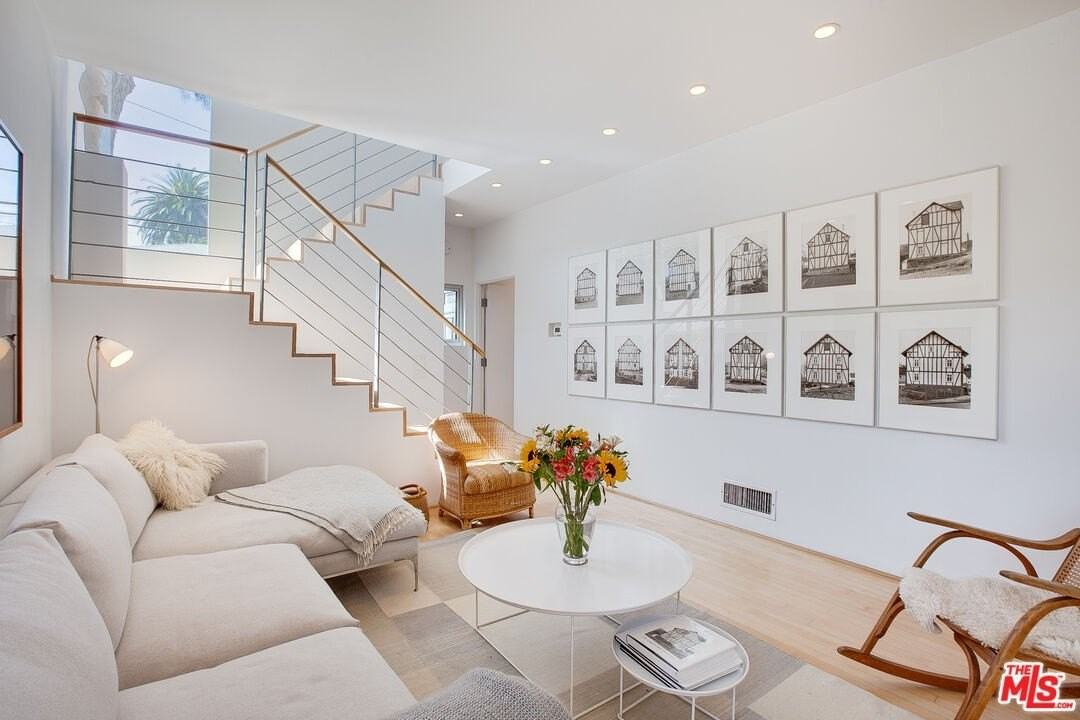 757 Milwood Ave - Photo 5 of 32