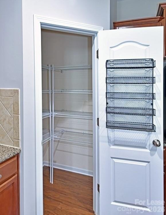 8204 Viewpoint Ln - Photo 7 of 27