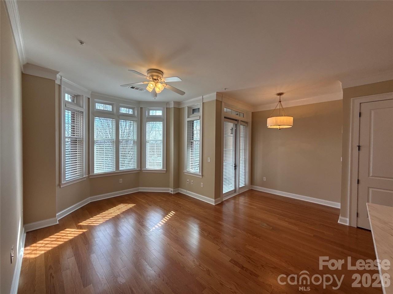 2810 Selwyn Ave Unit 308 #308 - Photo 6 of 18