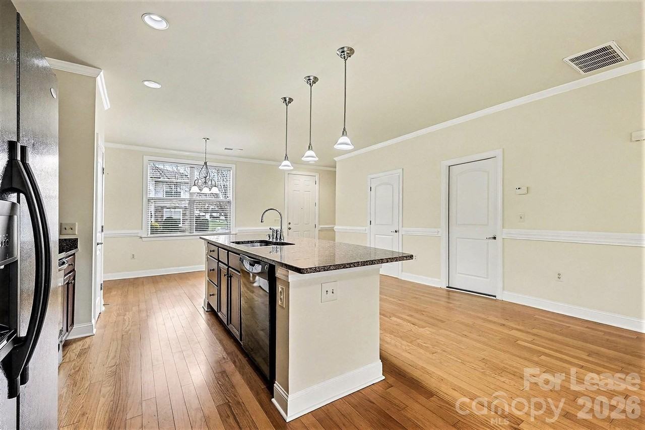 103 Steinbeck Way Apt D #D - Photo 3 of 29