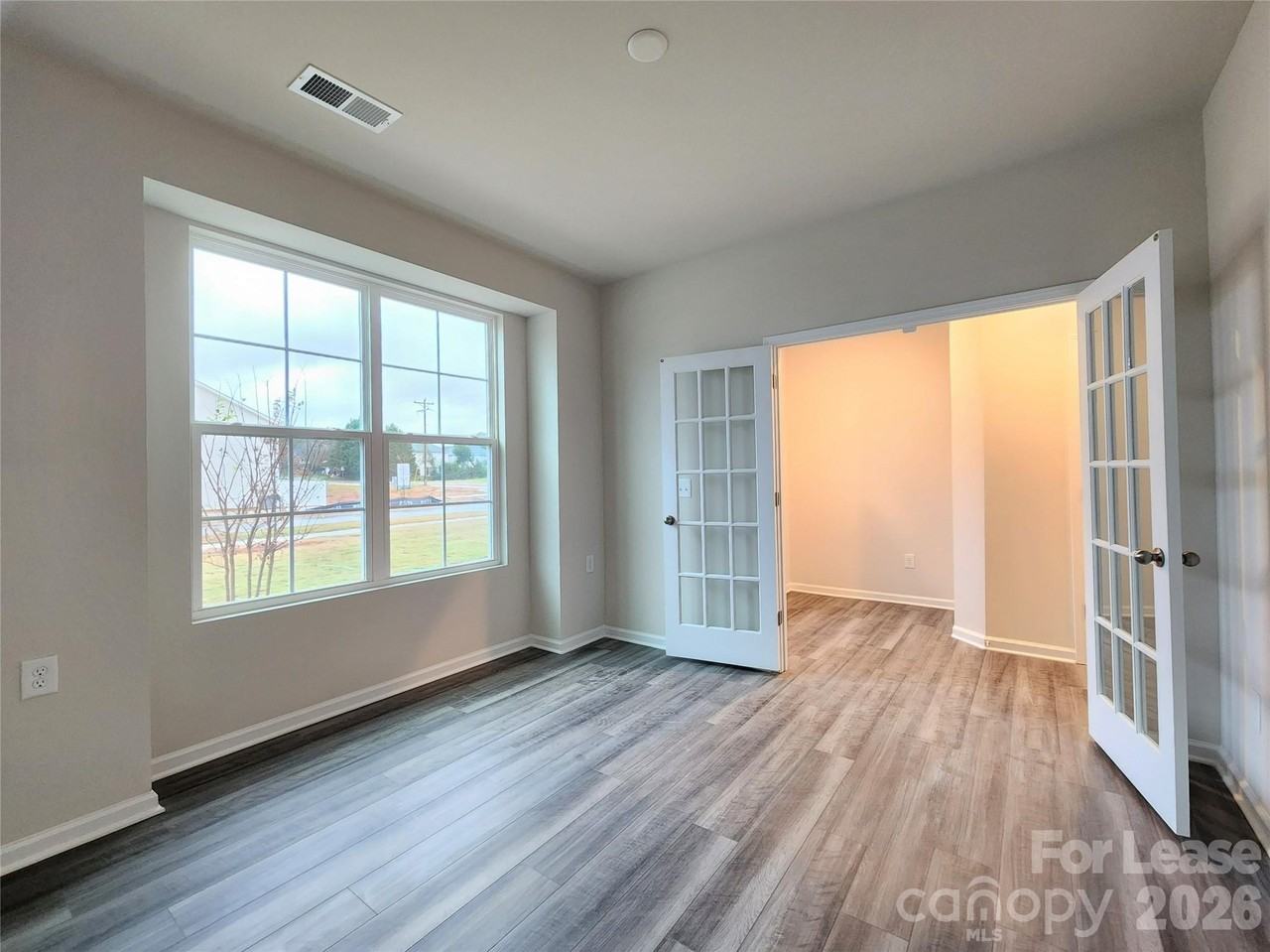 12736 Wandering Brook Dr - Photo 3 of 25